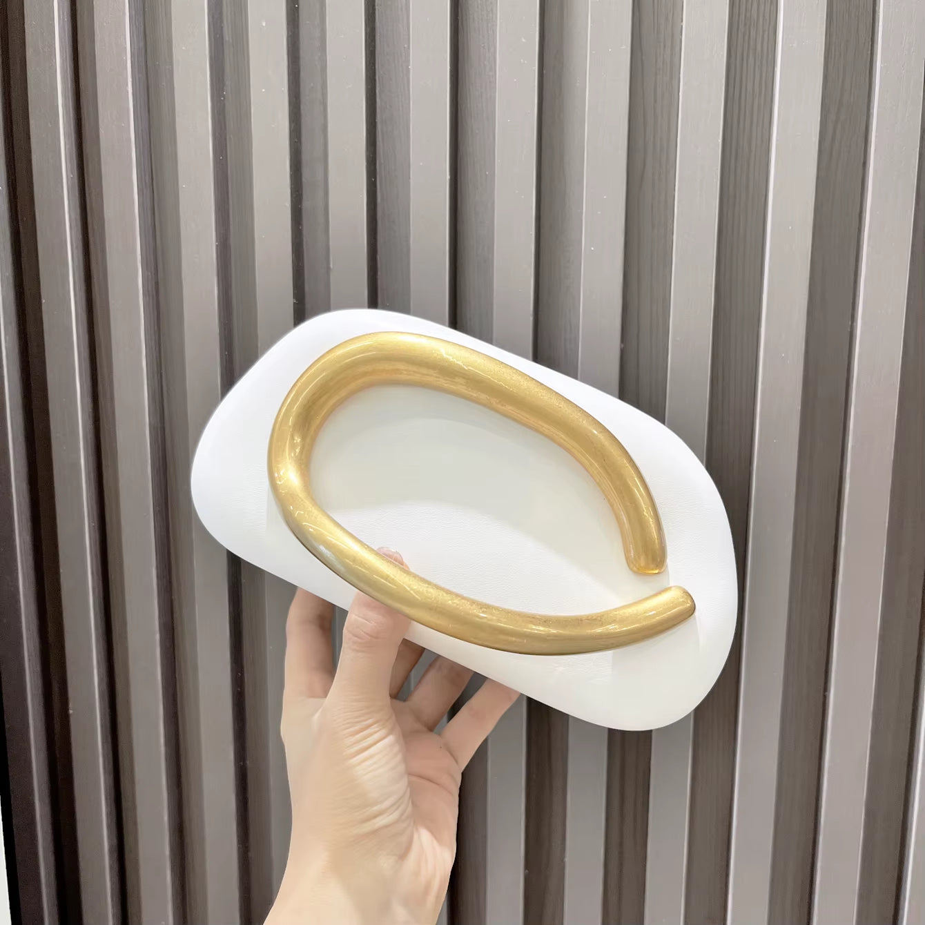 Luxury Designer Purses & Handbags for Women | Shoulder Bag, Wedding Evening Clutch, and Party Bag